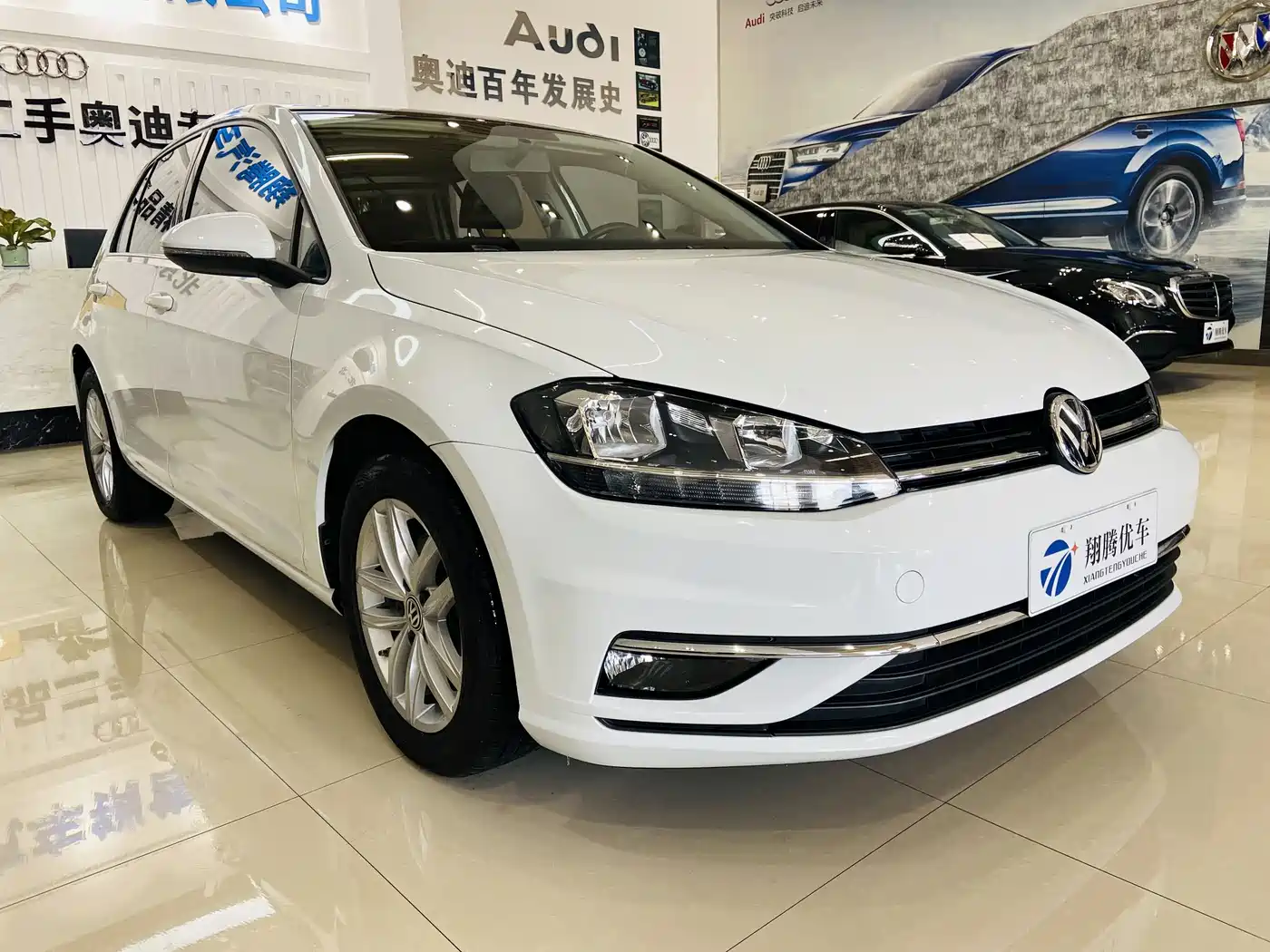 Volkswagen Golf 2019 1.6L Auto Comfort (China V) фото 3