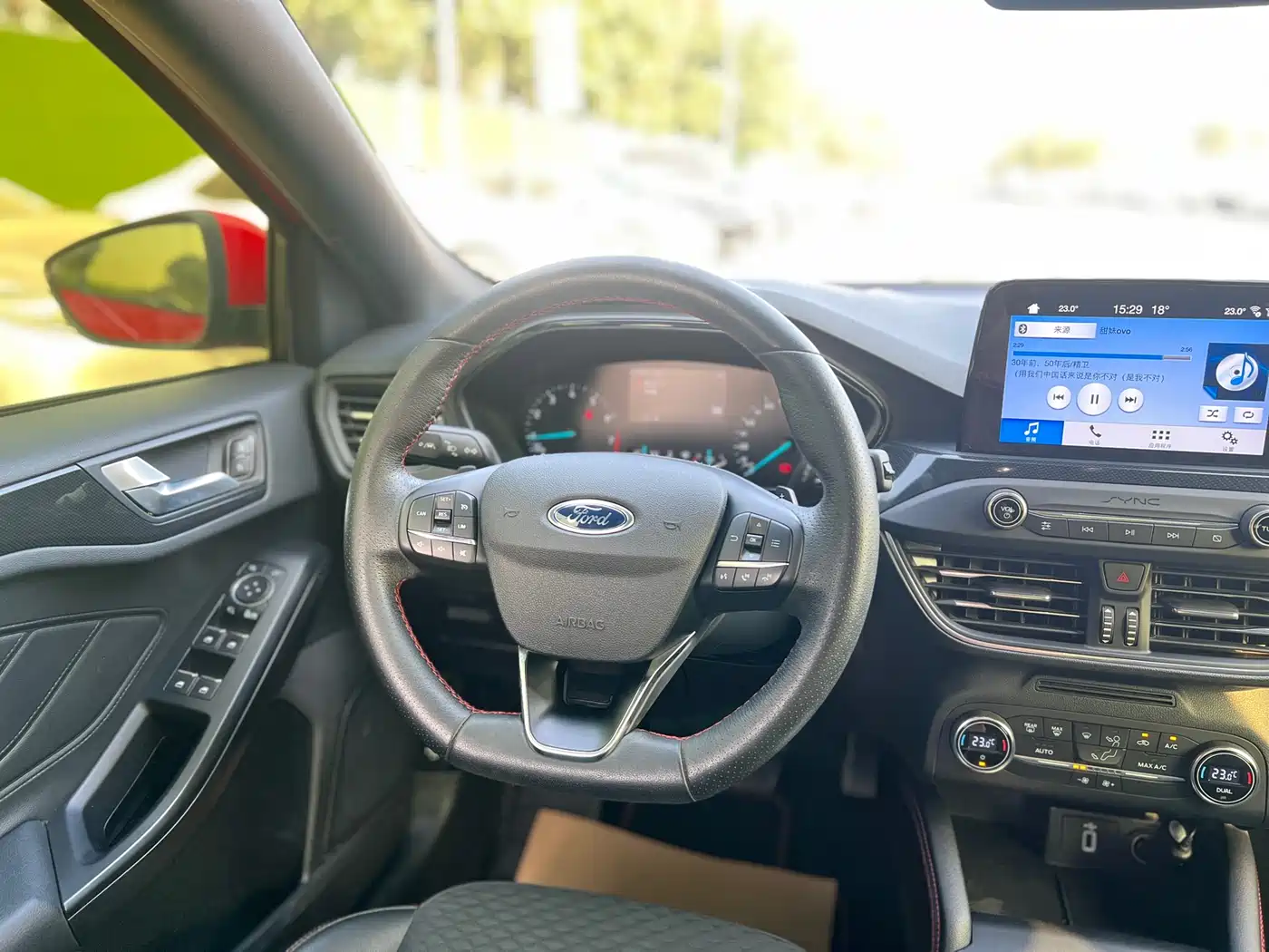 Фото 9 - Ford Focus