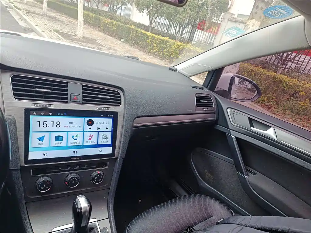 Volkswagen Golf 2015 1.4TSI Automatic Comfort фото 10