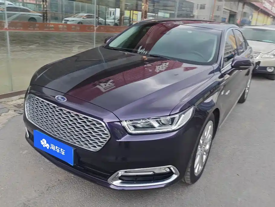 Ford Taurus, 2016 год