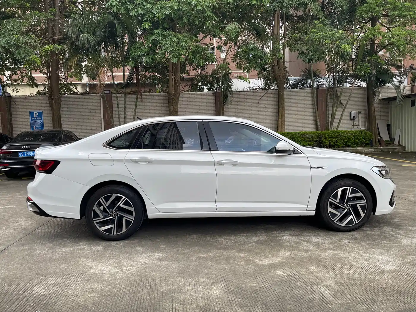 Volkswagen Sagitar, миниатюра 8