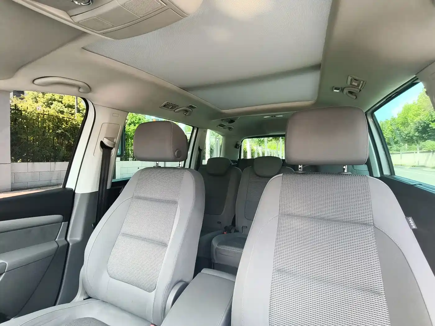 Photo 14 - Volkswagen Sharan