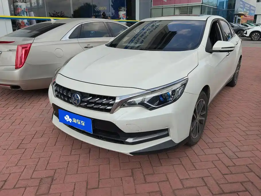 Venucia D60 2020 2019 100K Glory 1.6L XL CVT Chen Ku Edition China VI