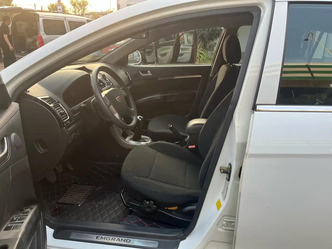Geely Classic Emgrand 2014 2013 Hatchback 1.5L Manual Progressive