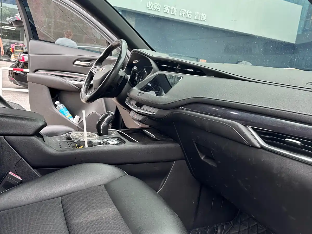Cadillac XT4 2018 Model 28T 2WD Technology фото 5
