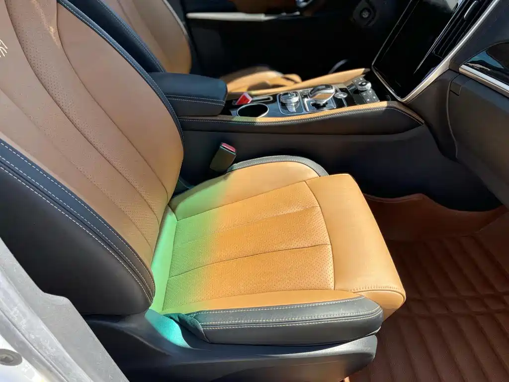 BYD Qin New Energy 2018 2018 Qin EV450 Smart Connected Premium Edition