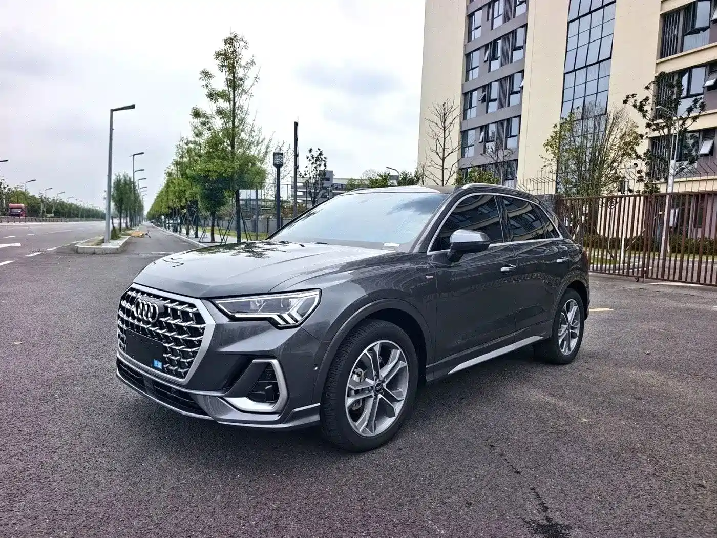 Audi Q3 2025 2025 quattro 45th Anniversary Edition 45TFSI quattro Fashion Dynamic