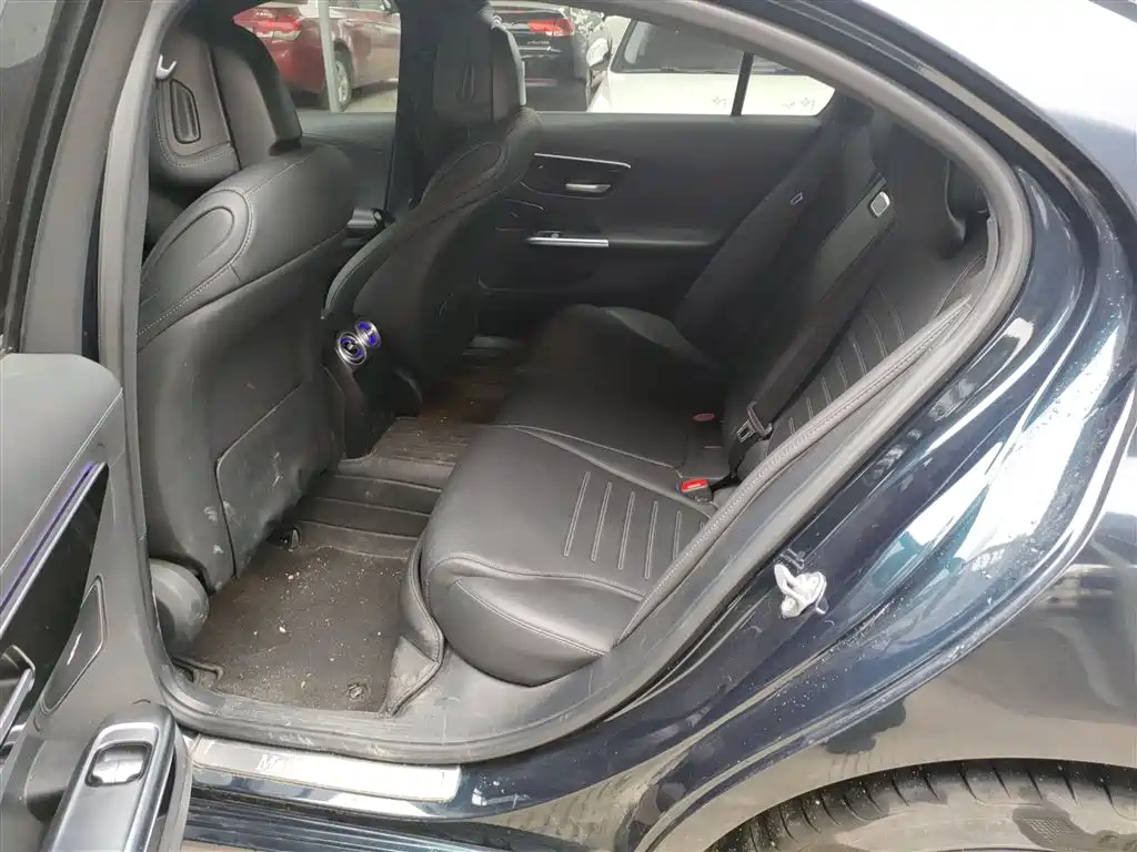 Mercedes-Benz C-Class 2023 Facelift II C 260 L Sport Edition фото 17