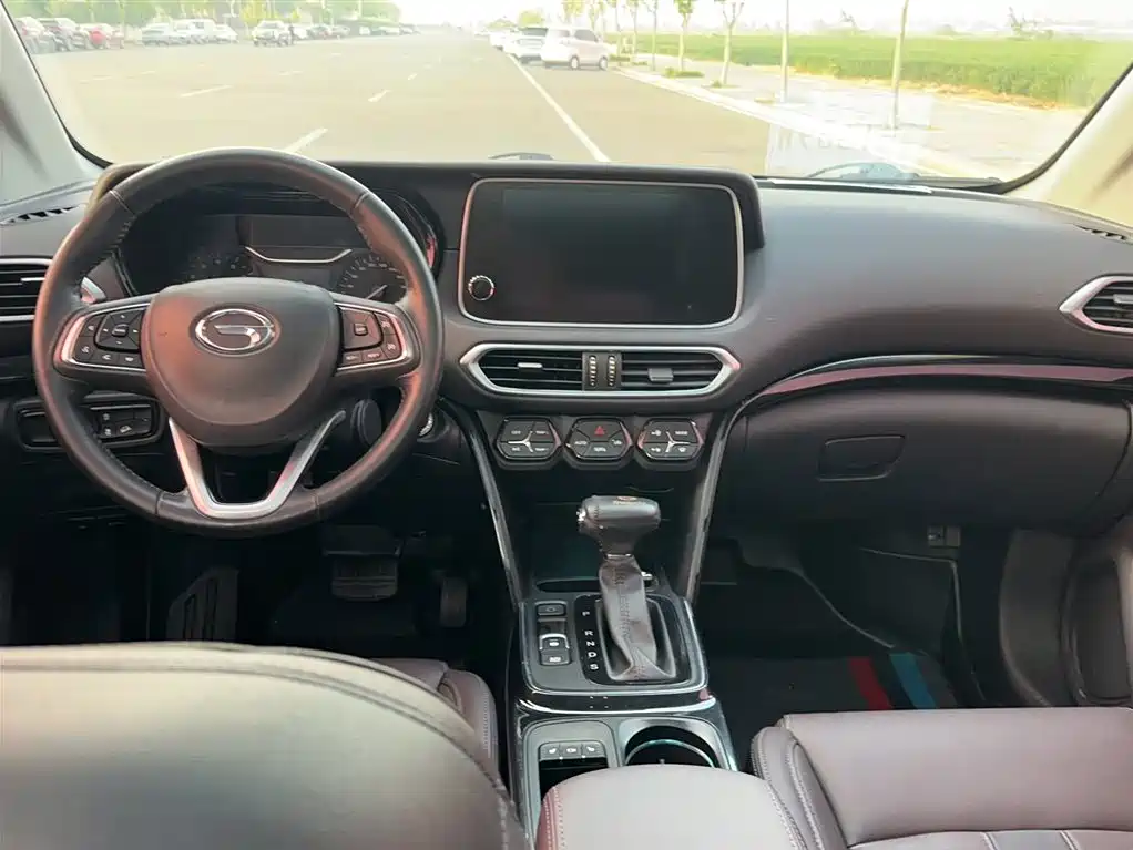 GAC Trumpchi Trumpchi GS4 2018 235T Auto 2WD Supreme Edition фото 6