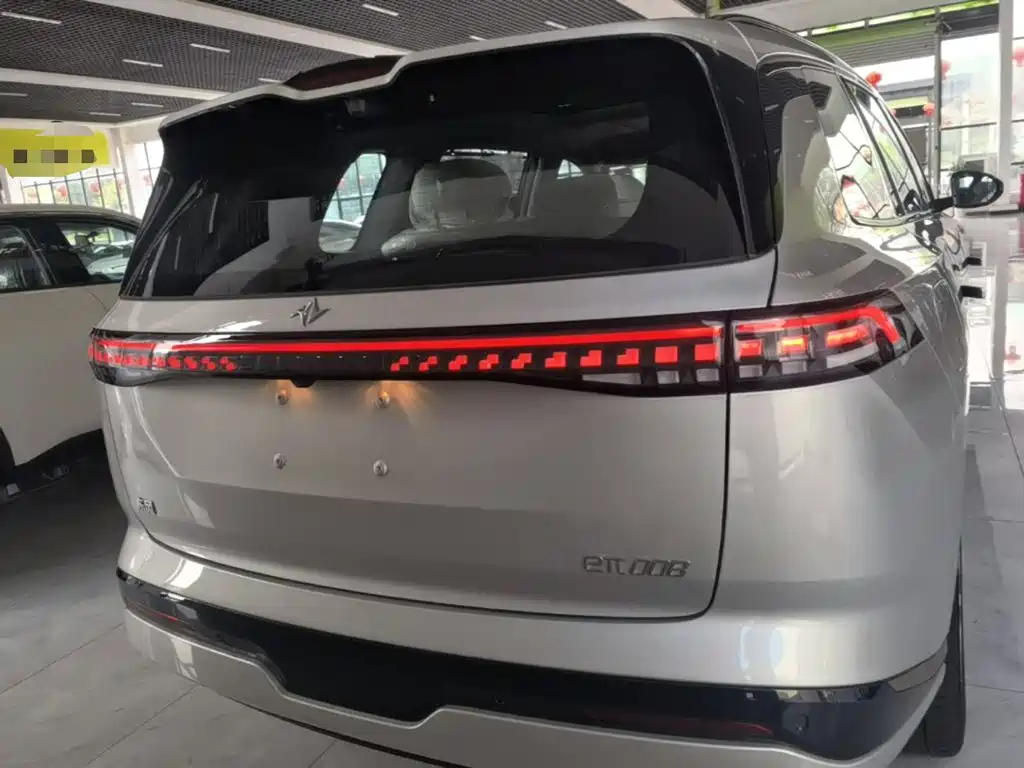 Dongfeng Yipai eπ008 2026 2025 210Ultra Range Extender 5-Seater