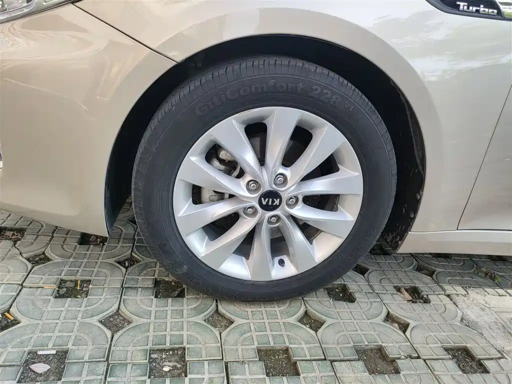 Kia K5 2016 1.6T Automatic LUX фото 25