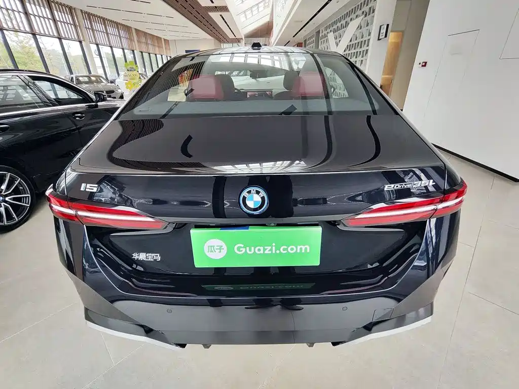 BMW i5 2026 2025 eDrive 35L M Sport Package