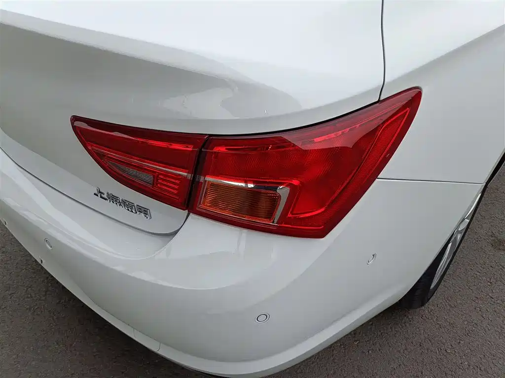 Buick Verano 2015 Sedan 20T Dual-clutch Elite фото 8