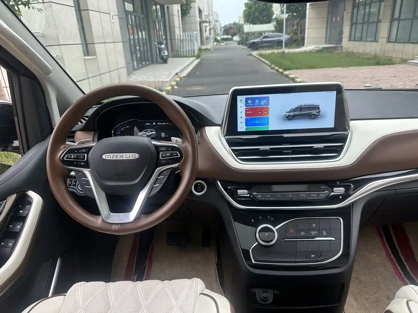 SAIC Maxus Maxus G20 2023 Facelift PLUS 2.0T Diesel Automatic Luxury Edition фото 8