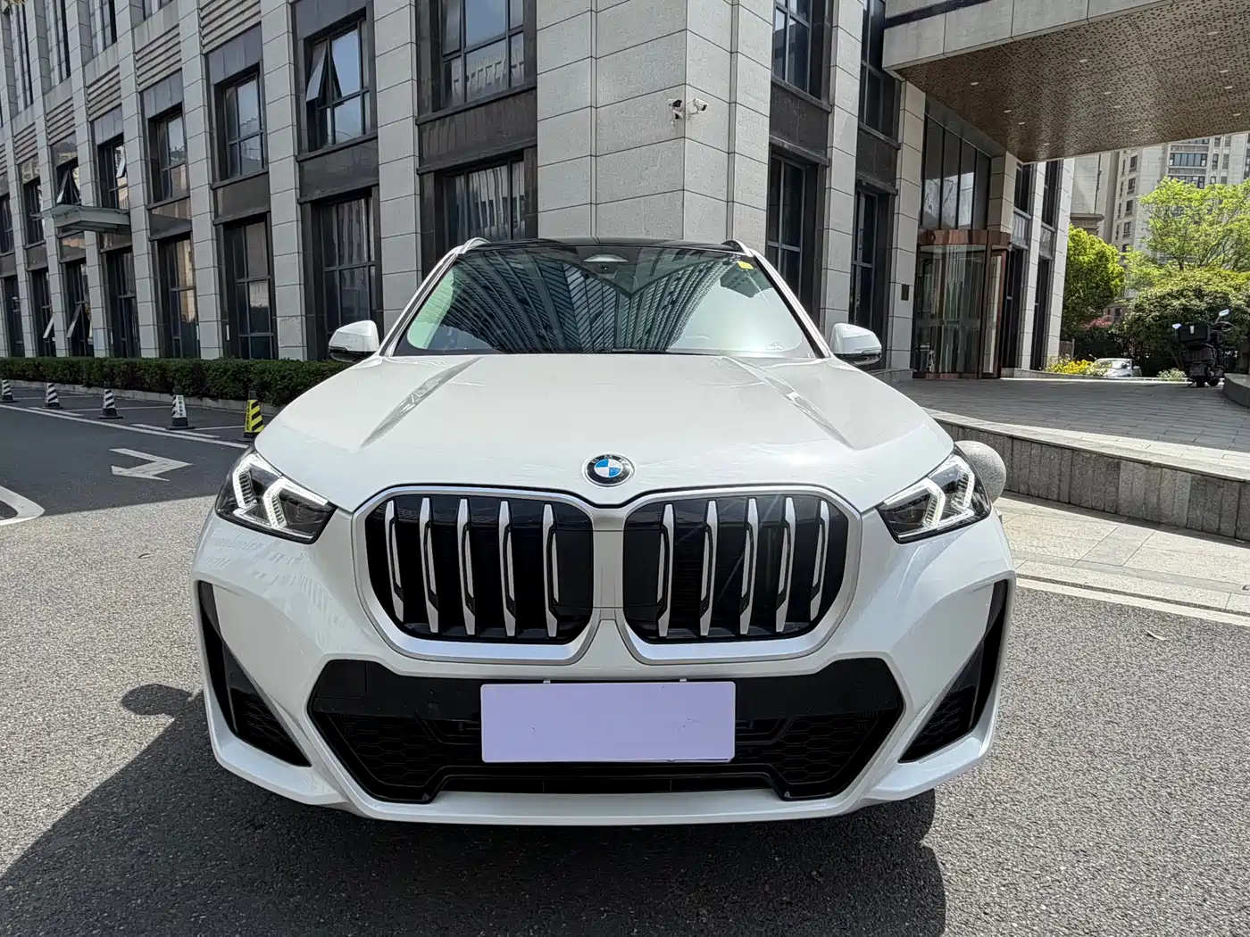 BMW X1 2023 sDrive25Li M Sport Package фото 2
