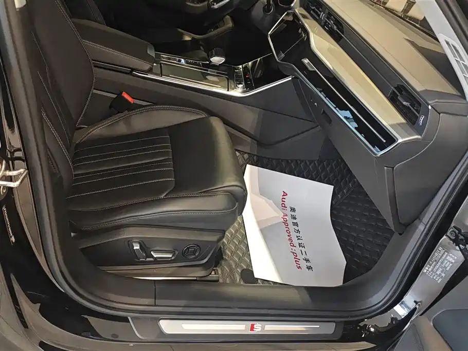 Audi A6L 2023 Facelift 45 TFSI Premium Dynamic фото 8