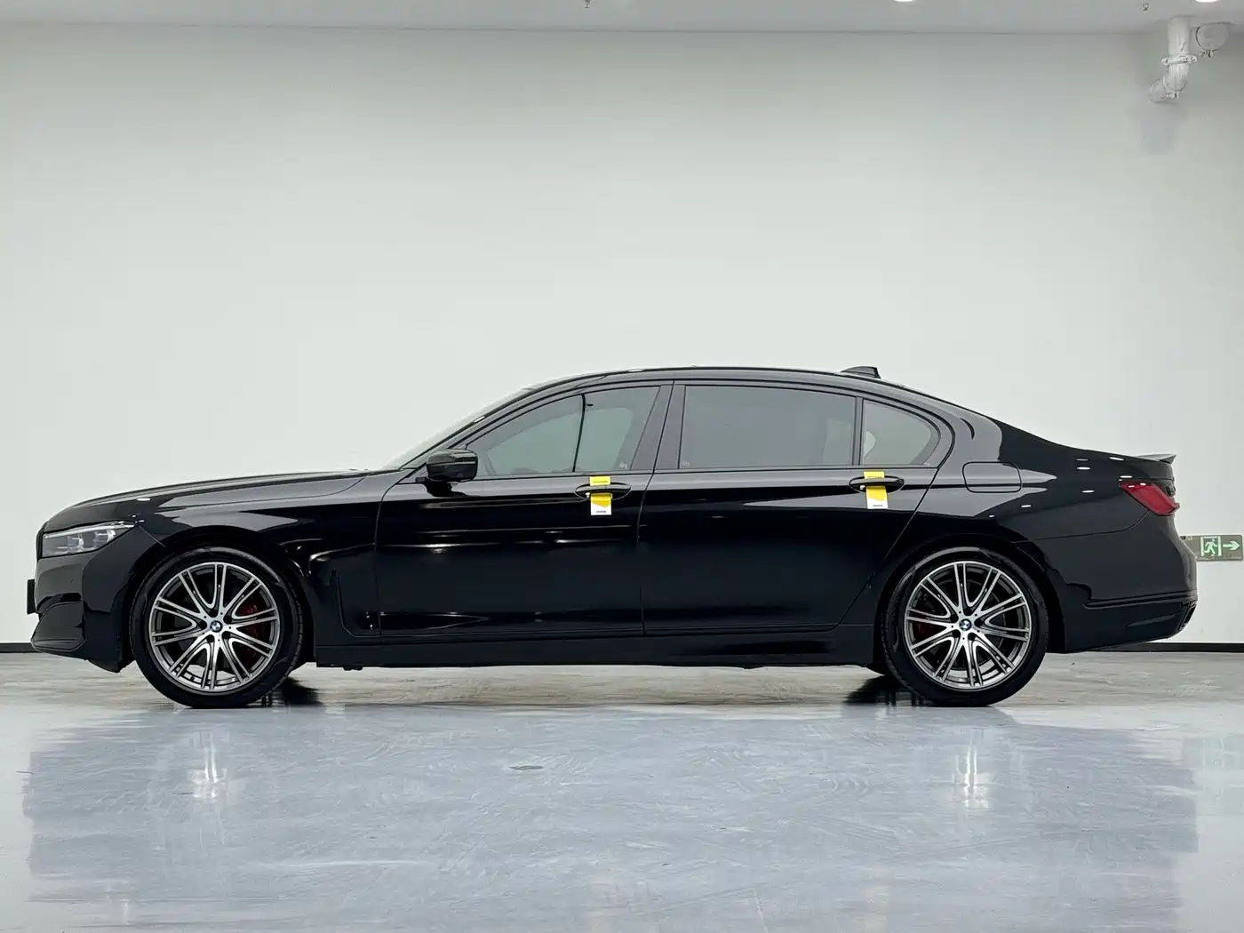 BMW 7 Series 2019 750Li xDrive V8 Luxury Package фото 13