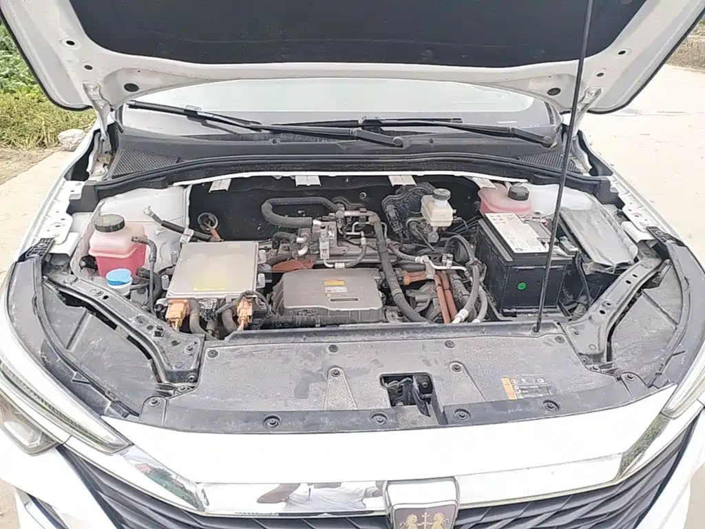 Photo 20 - Roewe i6 MAX EV
