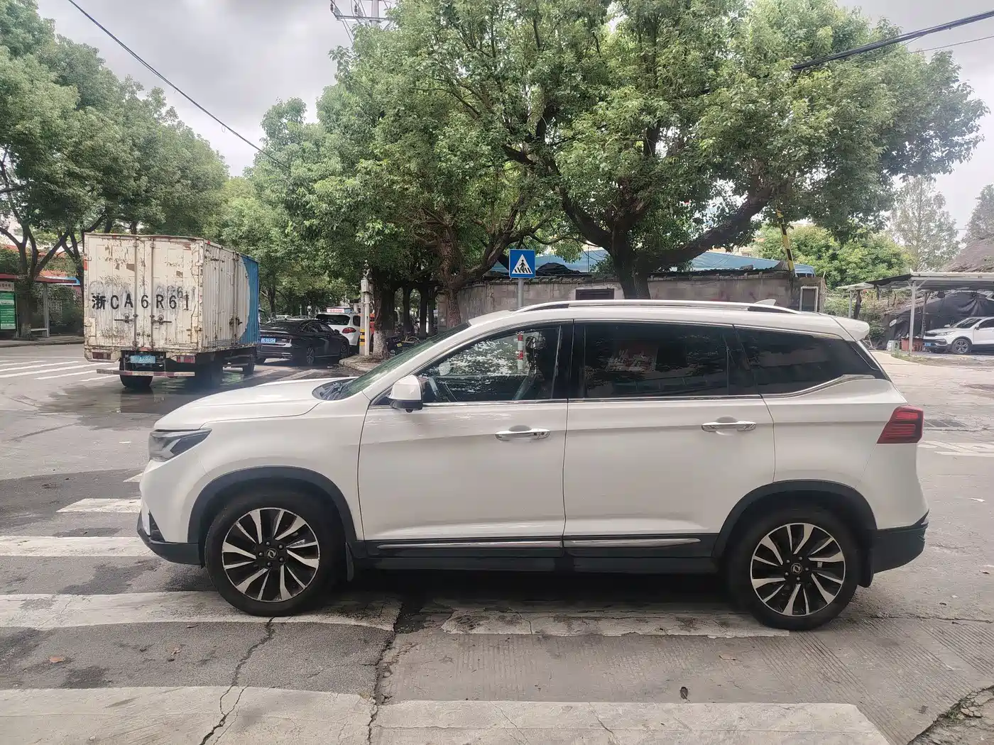 Dongfeng Fengxing Fengxing T5 2018 2018 300T DCT Smart Type