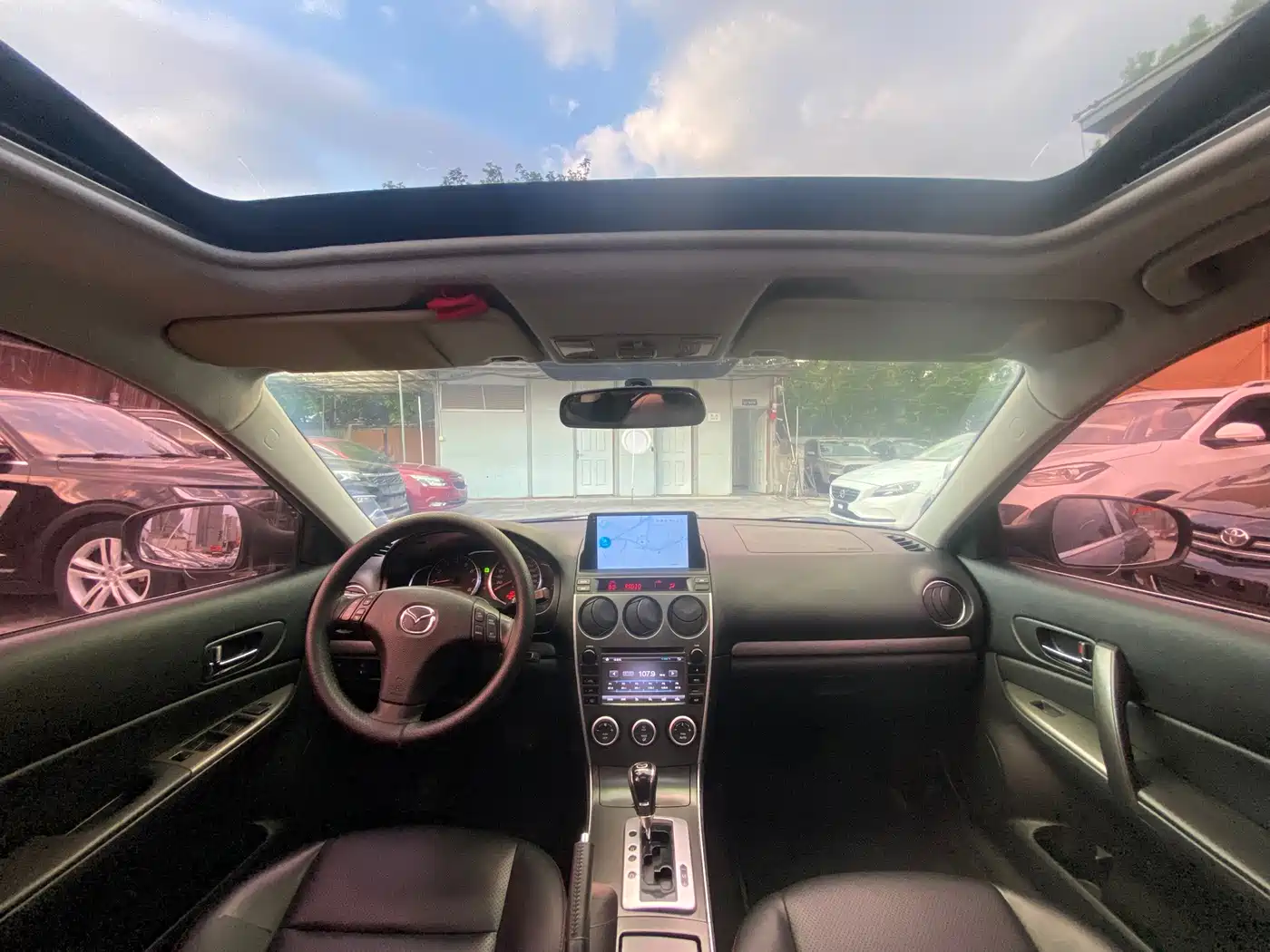 Photo 5 - Mazda 6