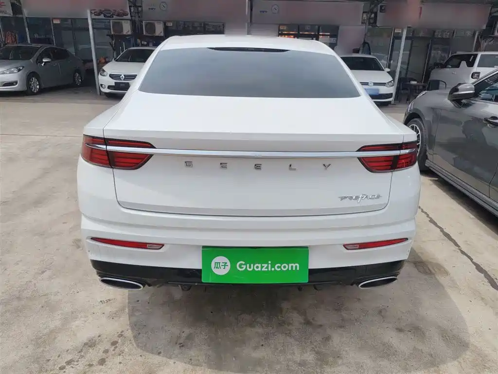 Фото 5 - Geely Preface