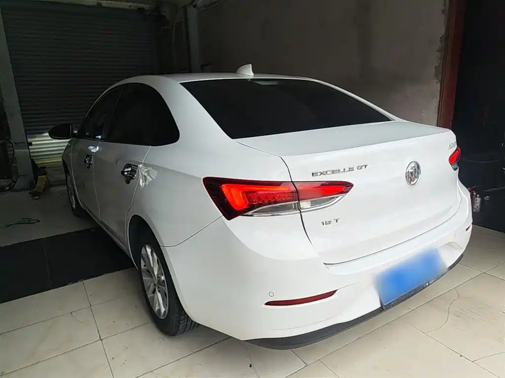 Buick Excelle 2018 15T DCT Progressive (China V) фото 5