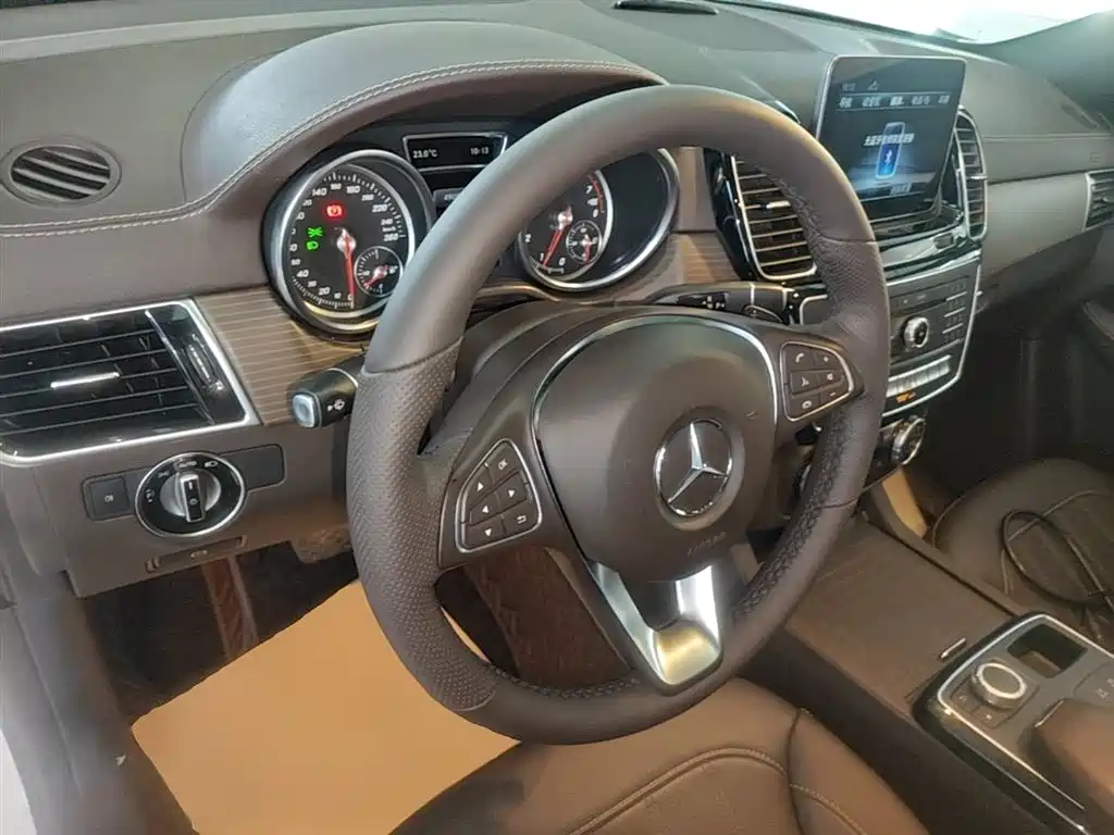 Mercedes-Benz GLE 2019 GLE 320 4MATIC Dynamic Ultimate Edition фото 10