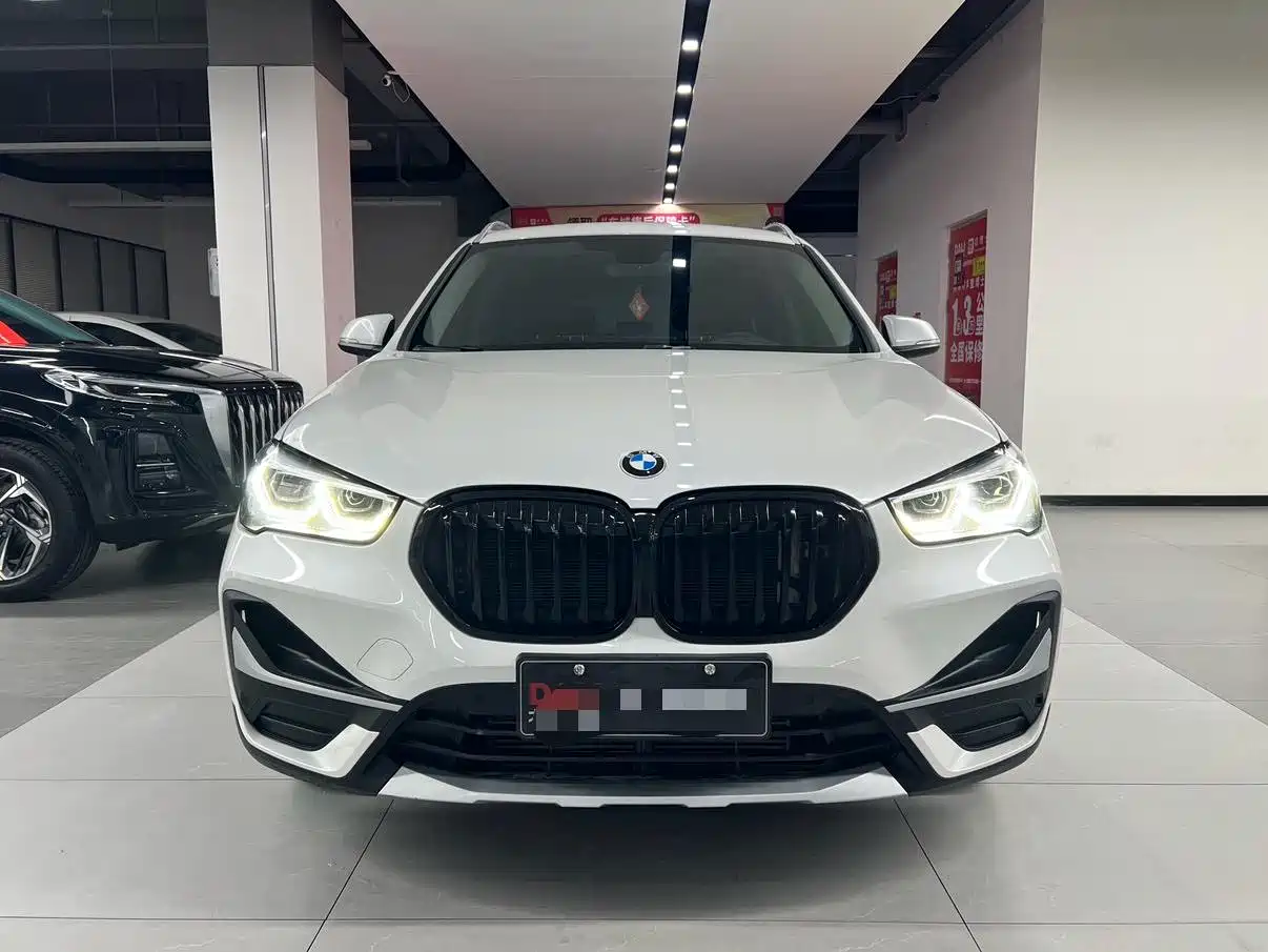 BMW X1 2022 xDrive25Li Premium фото 2