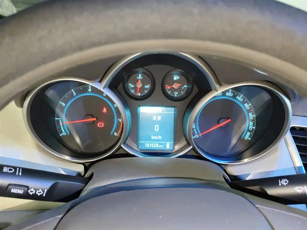 Chevrolet Cruze 2015 1.5L Classic SL MT фото 8