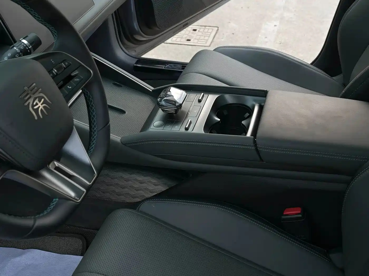 BYD Qin L 2024 2024 DM-i 120KM Superior Edition