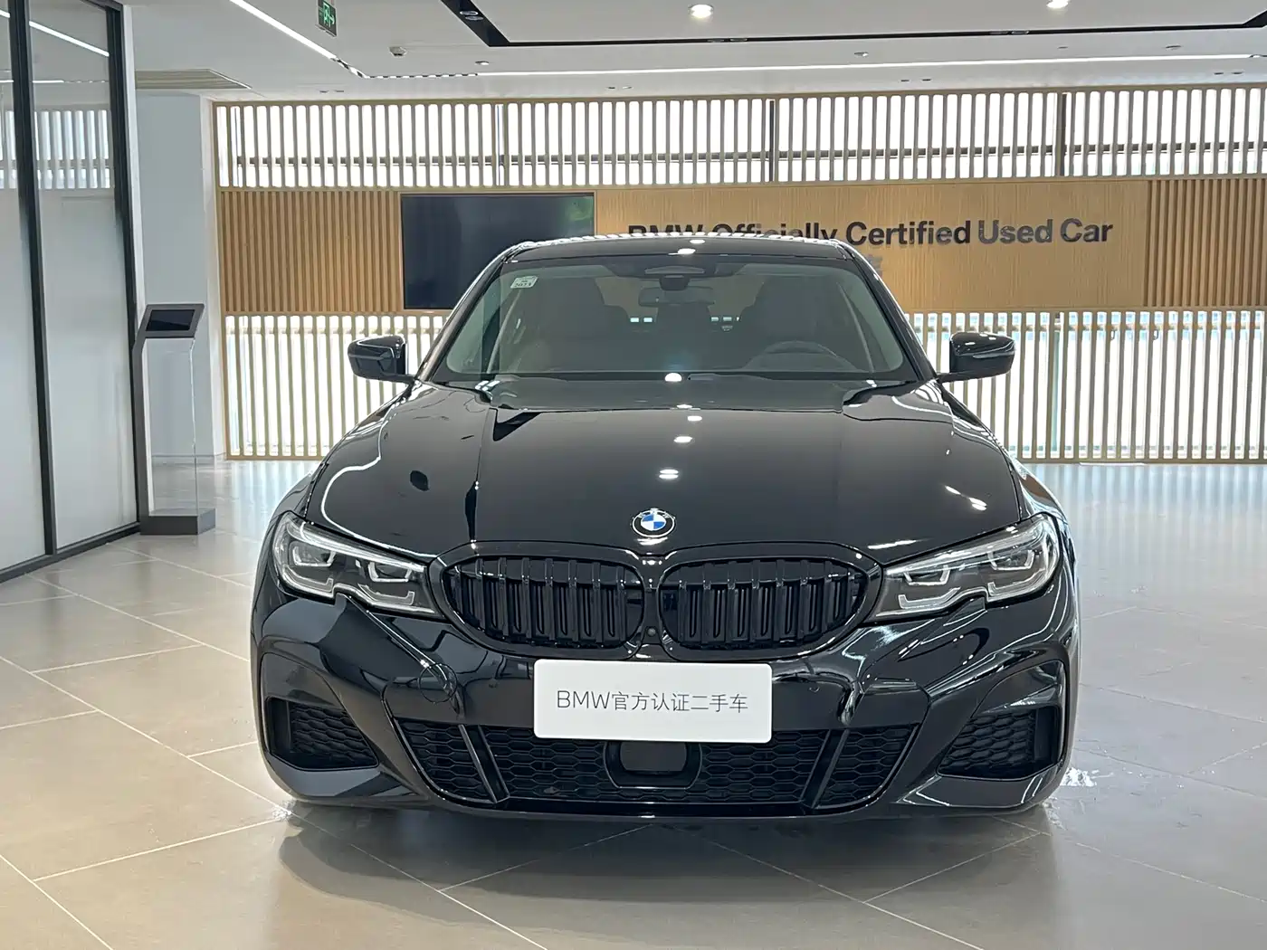 BMW 3 SERIES