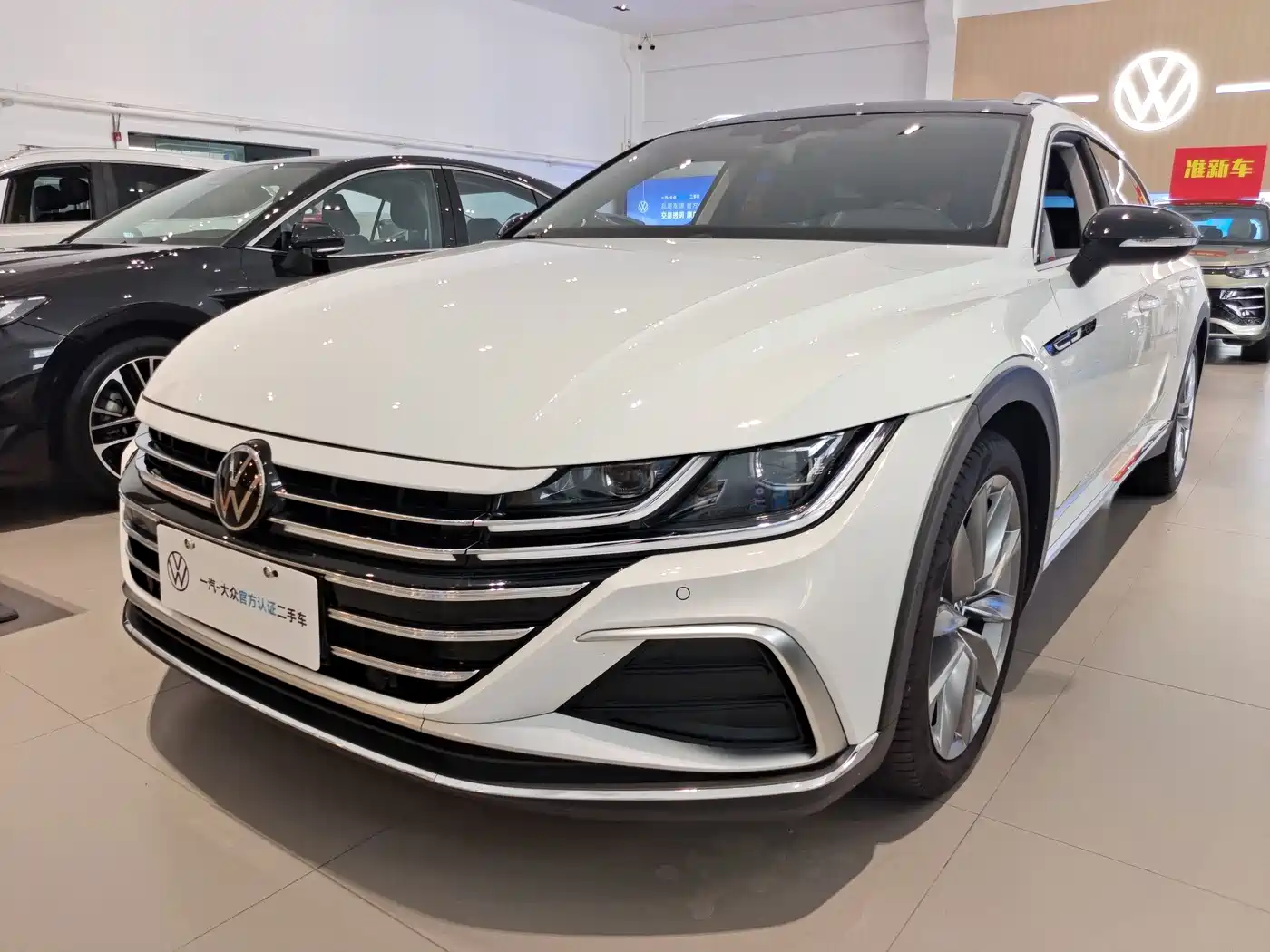Volkswagen FAW-Volkswagen CC 2025 2024 Shooting Brake 380TSI Hunter Edition