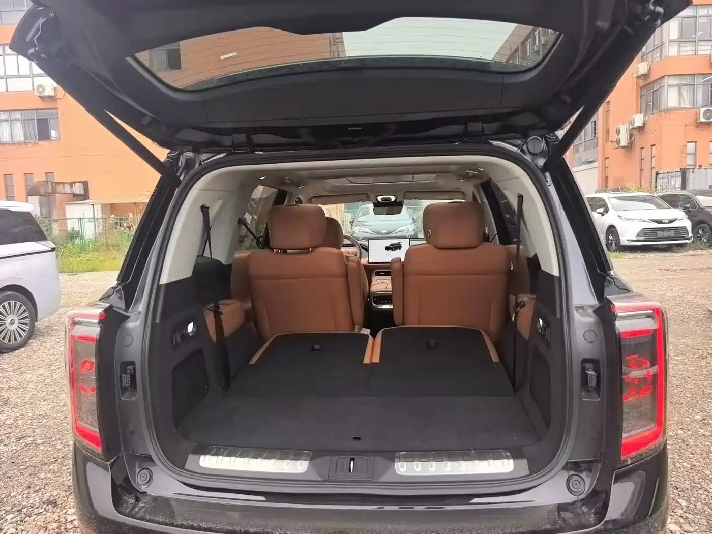 GAC Trumpchi Trumpchi Vision S9 2025 2025 1.5T Hybrid Premium