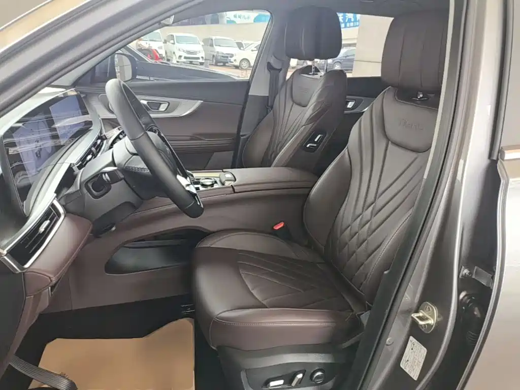 Chery Tiggo 8 PRO 2025 2025 290T 2WD Premium Edition