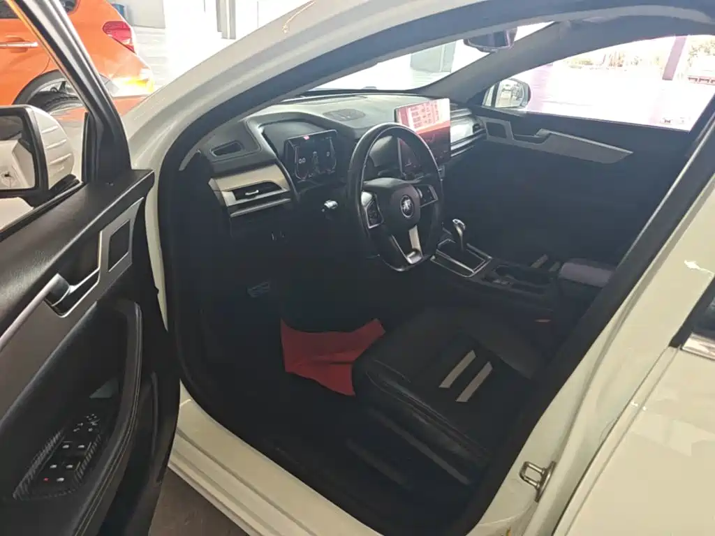 BYD Qin Pro 2019 2019 Super Energy Edition 1.5TI Auto Smart Connection Sharp Enjoyment Type China V