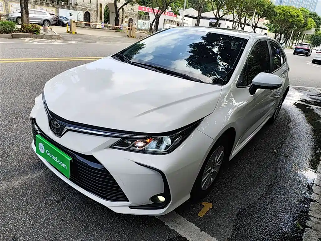 Toyota Corolla 2019 1.2T S-CVT GL-i Elite Edition фото 2
