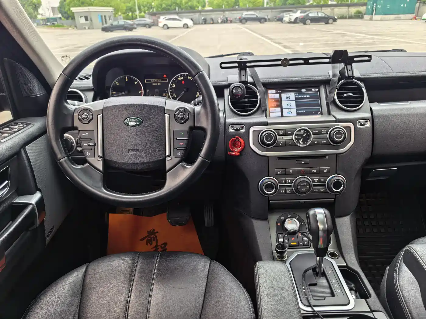 Land Rover Discovery 2011 3.0 SDV6 HSE Diesel фото 8