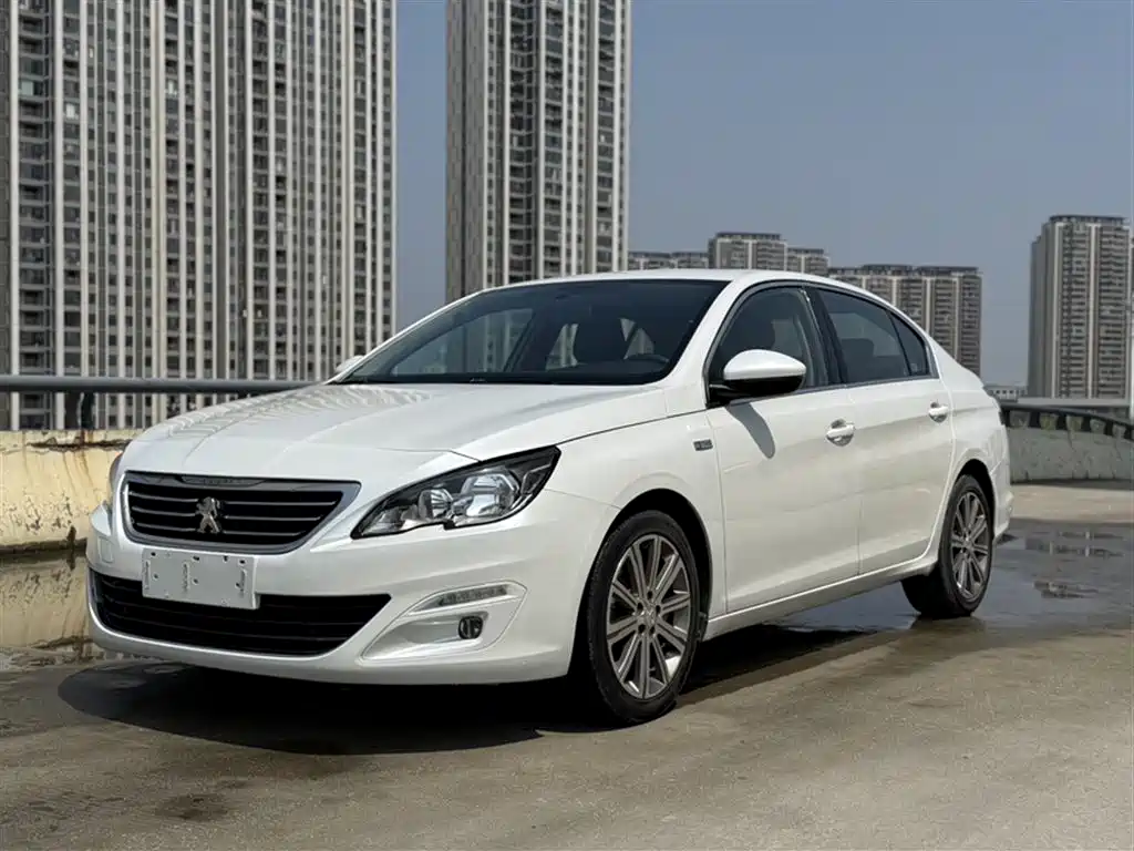 Peugeot 408 2015 Model 1.2T Automatic Luxury Edition