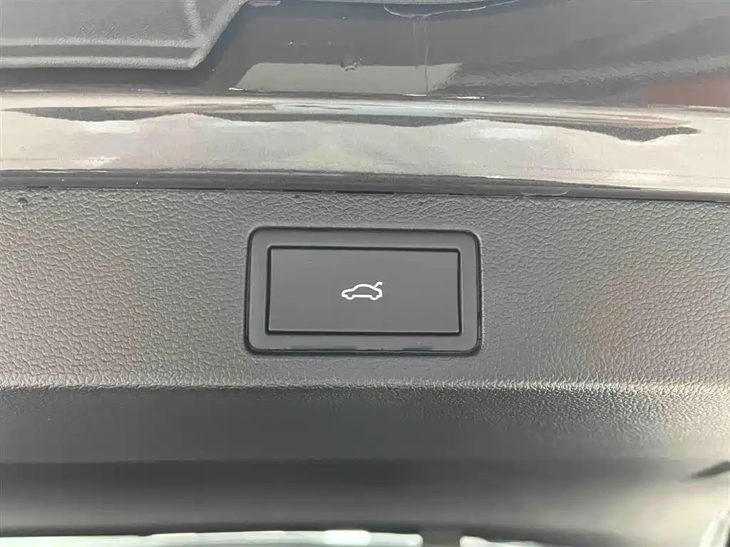 Volkswagen Talagon 2023 380TSI 4WD R-Line Touring Edition фото 17