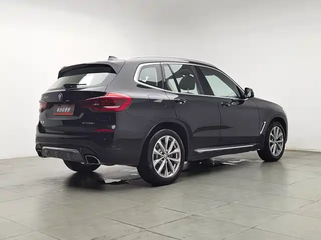 BMW X3 2021 Facelift xDrive25i Luxury Package — фото 2