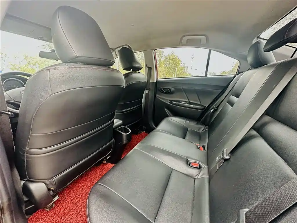 Toyota YARiS L Zhi Xiang 2017 1.5E CVT Charming Edition фото 3