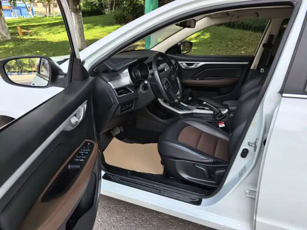 Geely Vision 2020 2019 Upgrade Edition 1.5L CVT Premium (China VI)