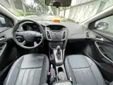 Фото 12 - Ford Focus
