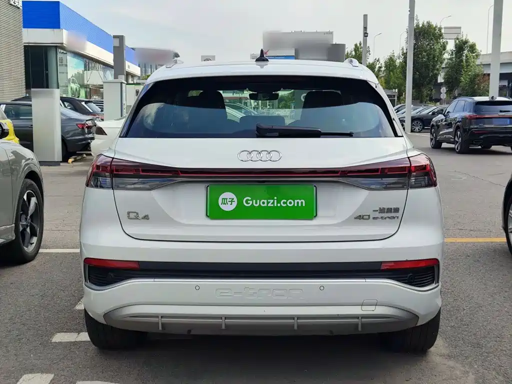 Audi Q4 e-tron 2025 2024 40 e-tron Creation Edition