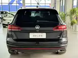 Фото 4 - Volkswagen Touareg