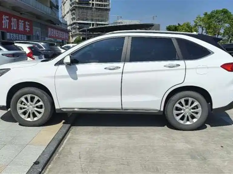 Haval M6 2023 2021 PLUS 1.5T DCT Luxury Smart Connect