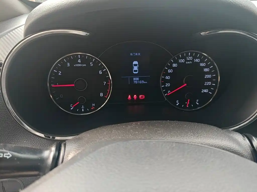 Фото 8 - Kia K3