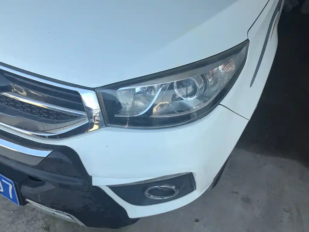 Chery Tiggo 3 2016 2015 1.6L Manual Zhi Shang Memorial Edition