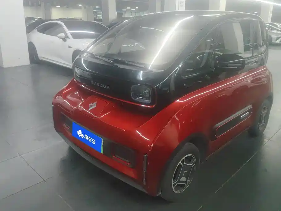2020 Baojun E300