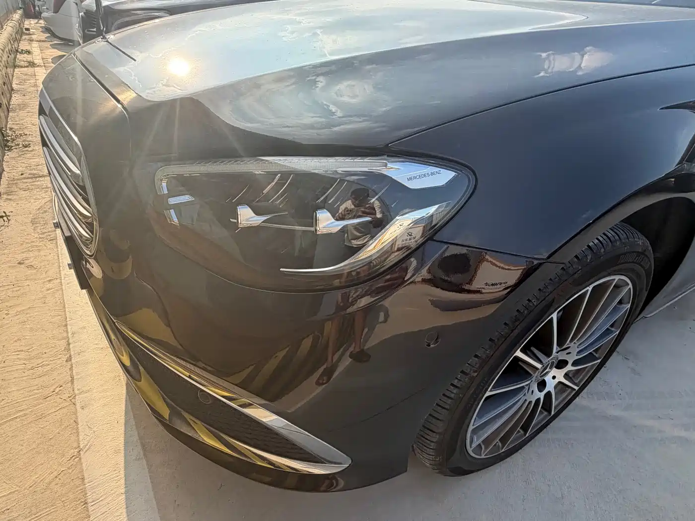 صورة 2 - Mercedes-Benz E-Class